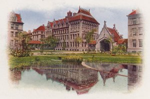 Chicago: Hull Court, vanaf Botany Pond, Anatomy Building en Hull Gate (kleurenfoto) door American Photographer