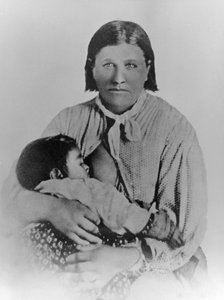Cynthia Ann Parker met haar dochter Prari Flower, ca. 1861 door American Photographer