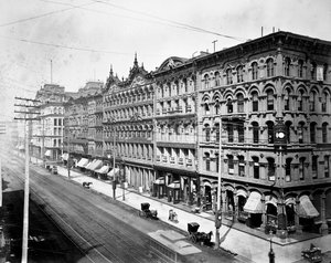 Oostzijde van State Street kijkend naar het noorden vanaf Madison Street, Chicago, ca. 1878 door American Photographer