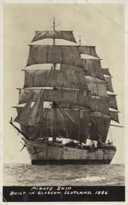 Piraten schip, gebouwd in Glasgow, Schotland, 1886 door American Photographer