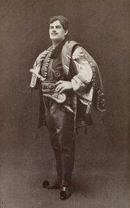 Riccardo Martin, als Enzo, in 