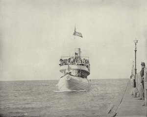 Het Walvisrug Stoomschip door American Photographer