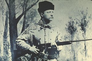 Theodore Roosevelt in jachtkleding, c.1885 door American Photographer