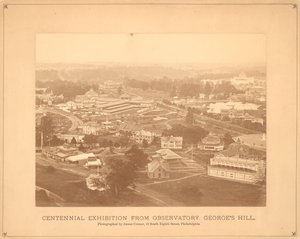 Uitzicht op de Centennial International Exhibition, vanaf het Observatorium, Georges Hill, Philadelphia, 1876 door American Photographer
