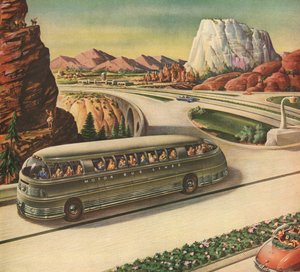 Futuristische passagiersbus op een snelweg in het Amerikaanse zuidwesten