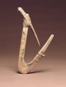 Heilbot haak, ca 1800 (hout en sparrenwortel) door American School