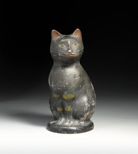 Gevormde en versierde kat