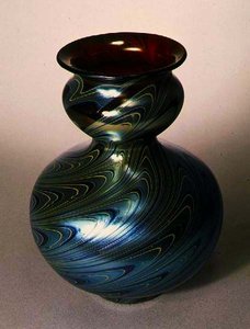 Tiffany dubbele kalebasvormige vaas, New York, ca. 1890 door American School