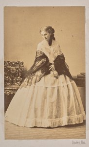 Hertogin Sofia de Morny, geboren gravin Trubetskaya door Andre Adolphe Eugene Disderi