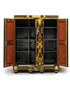 Louis XIV petit armoise, ca. 1700-10 door Andre Charles (attr. to) Boulle