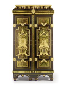 Louis XIV armoire 