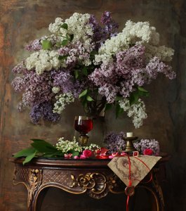Vintage lila stilleven