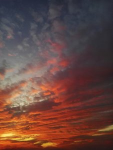 Vurige zonsondergang door Angelo Cerantola