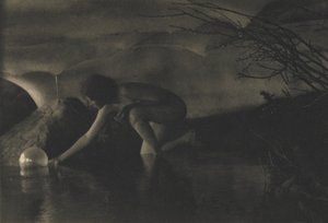 De bel door Anne W. Brigman