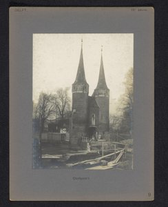 Gezicht op de Oostpoort in Delft