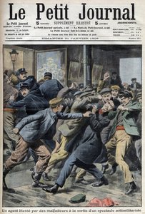 Een politieagent gewond tijdens antimilitaristische demonstratie in Aubervilliers, voorpagina van krant Petiter Journal 31 januari