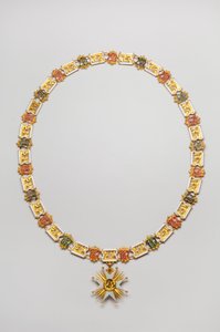 Koninkrijk Beieren - Orde van Sint Hubertus: ketting gedragen door Luitpold, Hertog in Beieren (1890-1973) - Eind 18e eeuw - Goud en Email - Ketting: L 122 cm; gewicht 460 g (hanger inbegrepen) - Hanger: D 7,5 cm - Privécollectie door Anonymous Anonymous