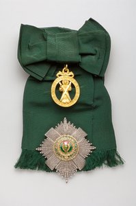 Verenigd Koninkrijk - Orde van de Distel - Boven: Insigne, voorschriftmodel, gemaakt door John James Eddington (Londen) door Anonymous Anonymous