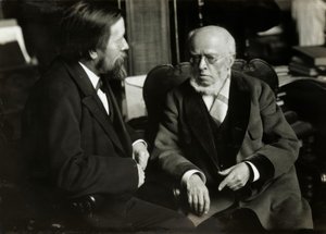 A. v. Menzel in zijn woning met A. v. Werner door Anton Alexander von Werner