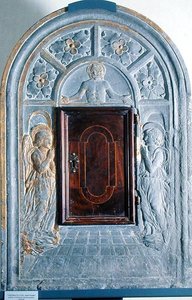 Christus in Majesteit boven de Poort naar de Hemel, geflankeerd door twee engelen, ca. 1470-80 door Antonio (attr. to workshop of) Rossellino