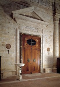 Houten deur, binnenaanzicht van de kerk van Sint Biagio