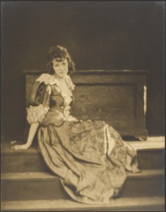 [Vrouw in boerenkleding].