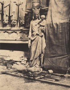Madonna en Kind, gebeeldhouwd door Geoffroy-Dechaume, Notre-Dame kathedraal, Parijs