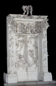 De deur naar de hel. Hoog reliëf in gips overtreft de groep schaduwen door Auguste Rodin