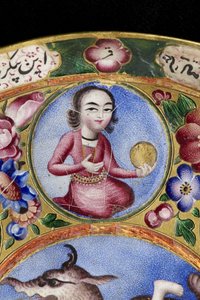 Gedekte kom, schotel en lepel met astrologische decoratie, begin 19e eeuw door Baqir