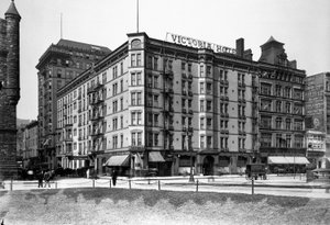 Victoria Hotel, Chicago, Illinois, VS, ca. 1900 door Barnes and Crosby