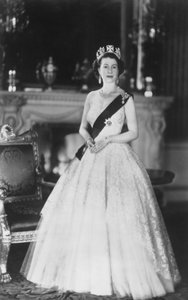 HM Koningin Elizabeth II in Buckingham Palace, 12 maart 1953