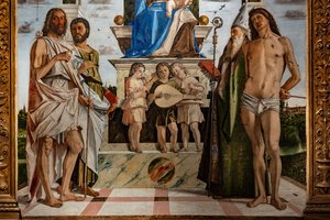 Madonna op de troon met kind Jezus tussen heiligen (detail)