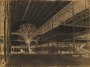 Crystal Palace, Hyde Park, Transept, 1852 door Benjamin Brecknell Turner