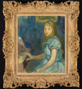 Lucie Léon aan de Piano