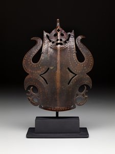 Krijgers Hoofdtooi Ornament: Frontale Figuur door Bornean Bornean