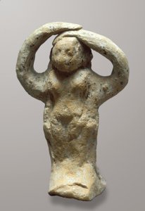 Beeldje van een rouwende, uit Azor, Israël (klei)
