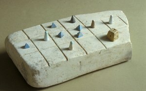 Spelbord met speelstukken, uit Tell Beit Mirsim, Jordanië, c.1200 v.Chr. (kalksteen)