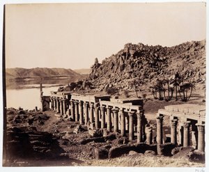 Ruïnes van de tempel van Isis in Egypte - foto van de Zangali broers, eind 19e eeuw door Brothers Zangaki