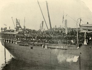 Matteawan aanmeren, middag van 9 juni, Spaans-Amerikaanse Oorlog, 1898 door Burr McIntosh