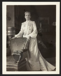 Mevrouw John Arbuckle, ca. 1900-10 (zwart-wit foto)