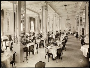 Een eetkamer in het Robert Treat Hotel, Newark, New Jersey, 1916