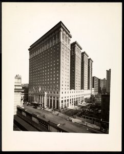 Het Hotel Pennsylvania, 7th Avenue en 32nd Street, New York, 1919 door Byron Company
