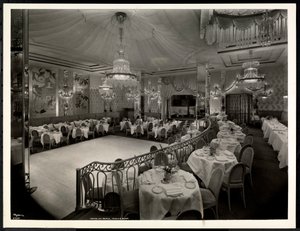 De Iridium Kamer in het Hotel St. Regis, 1937 door Byron Company