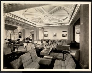 De lounge, kijkend naar het oosten in het Hotel White, 37th Street en Lexington, New York, 8 maart 1937