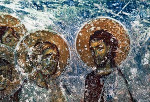 Beelden van heiligen, fresco in de kerk van Taxiarhon, Oud Pyli, eiland Kos, Griekenland (foto) door J.B. and Brown J. Rowbotham