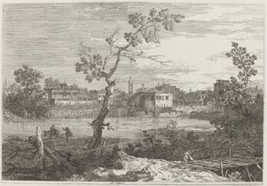 Uitzicht op een stad aan een rivier door Canaletto