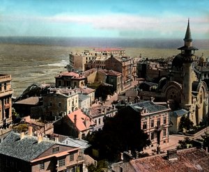 Roemenië, Constanta stad, een van de grootste zeehavens aan de Zwarte Zee. Uitzicht op de Grote Mahmudiye Moskee, circa 1920