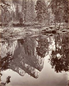 Spiegelzicht van de Drie Broers, Yosemite, ca. 1872, gedrukt ca. 1876