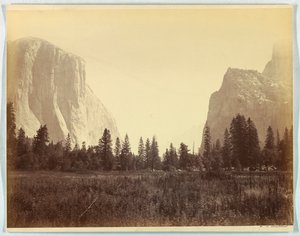 Door de vallei vanaf het begin van het Mariposa-pad, Yosemite, nr. 9 door Carleton E. Watkins