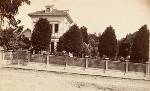 Woonplaats van Charles Bernard. 312 Oak Street, San Francisco, Californië, ca. 1876 door Carleton Emmons Watkins